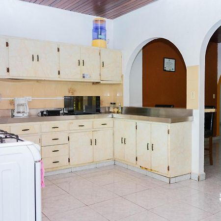 Hostal Familiar Argenal - Давид Екстериор снимка