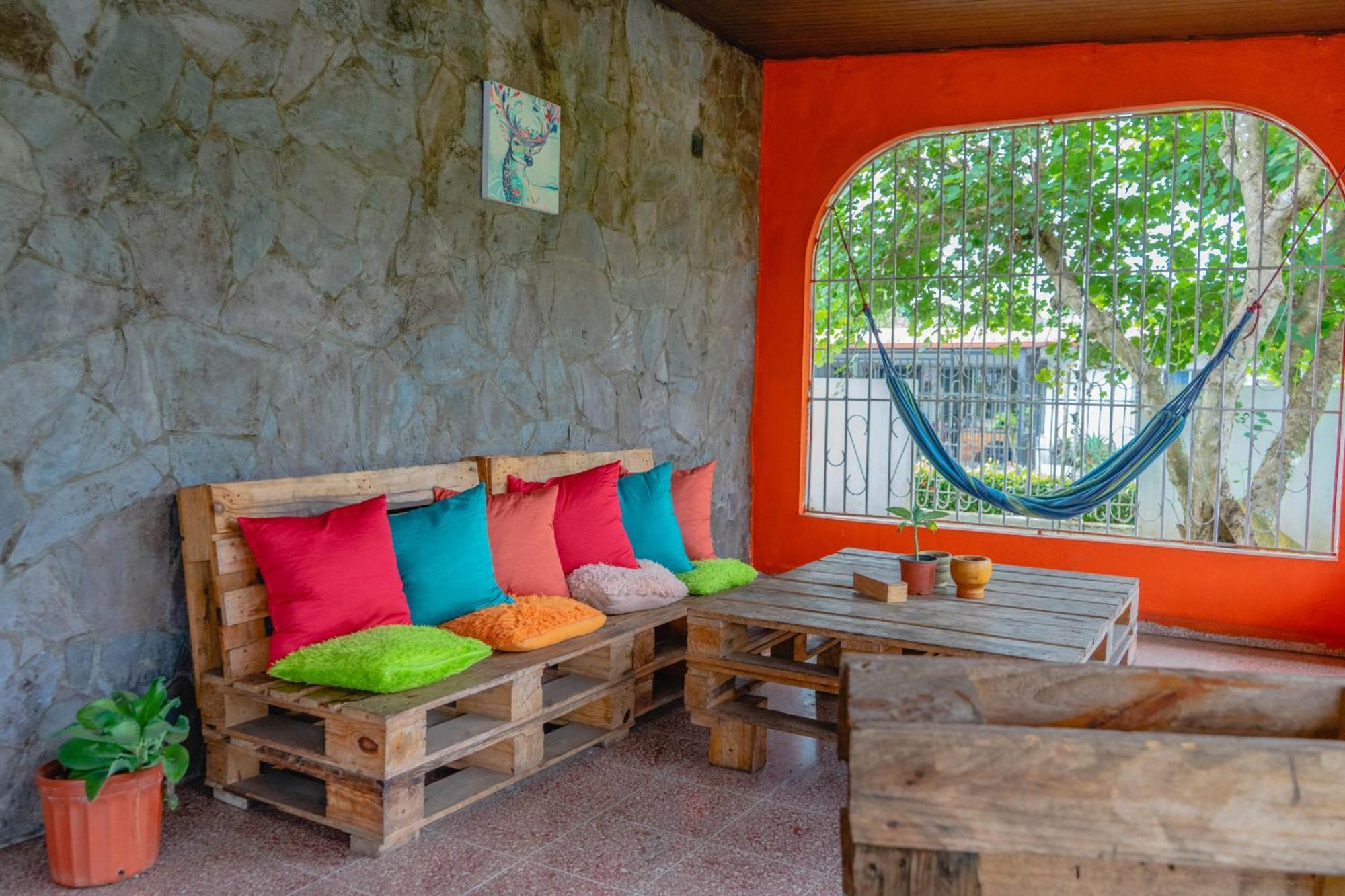 Hostal Familiar Argenal - Давид Екстериор снимка