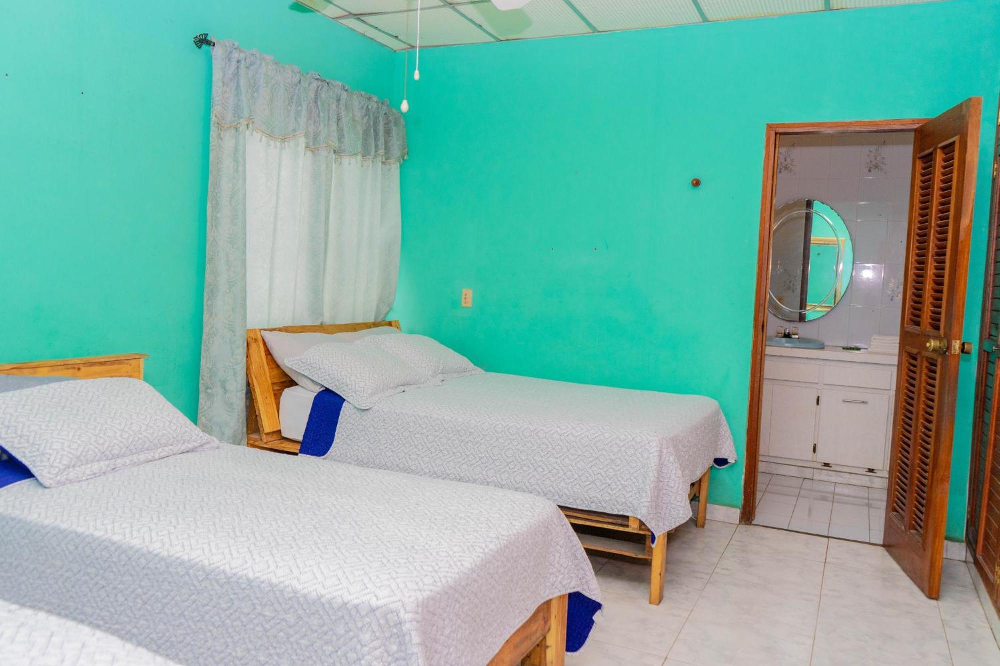Hostal Familiar Argenal - Давид Екстериор снимка