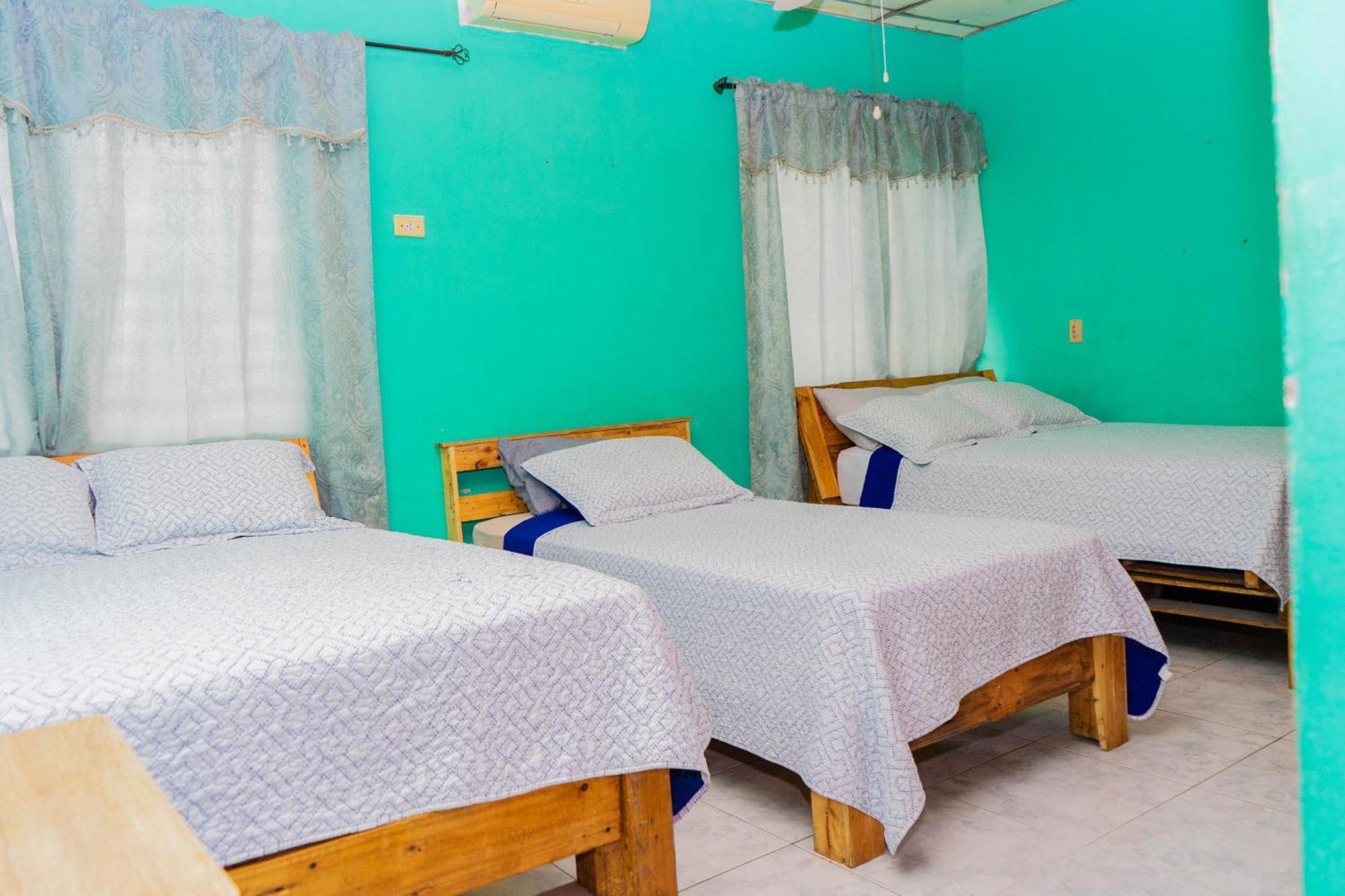 Hostal Familiar Argenal - Давид Екстериор снимка
